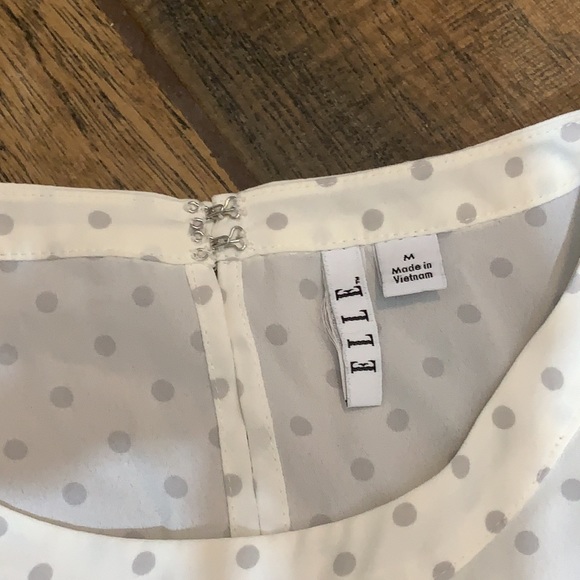Like new! Elle Ruffle Polka Dot Top - Picture 7 of 8